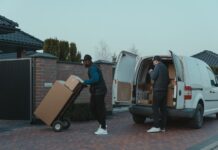 How Do You Become A Delivery Driver? Delivery Driver